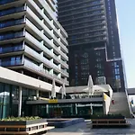 New Luxury Apartment Overlooking Vienna